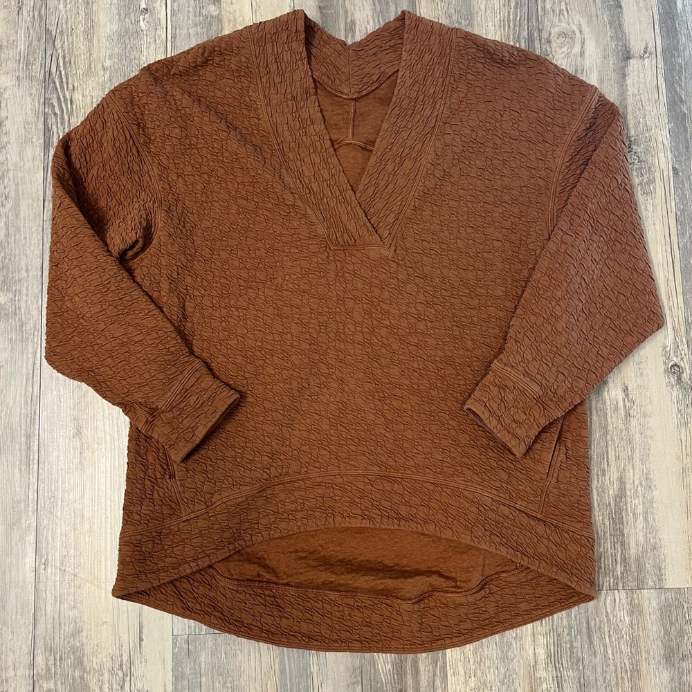 Lululemon Rippled Knit V-Neck Pullover Copper Brown Women’s Size 6 Long Sleeve - Picture 2 of 12